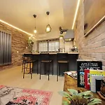 Casina Degli Eroi Roma
