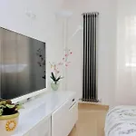 Casina Degli Eroi * Roma